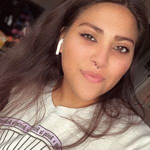 Meet your Posher, Marcella